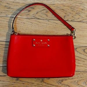 Kate Spade Linet Wellesley Pillboxred Wristlet /Small bag /Handbag/Purse